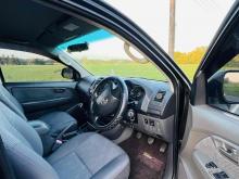 https://riyasewana.com/uploads/toyota-hilux-champ-118233024173.jpg