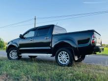 https://riyasewana.com/uploads/toyota-hilux-champ-118245924521.jpg