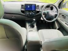 https://riyasewana.com/uploads/toyota-hilux-champ-139250417396.jpg