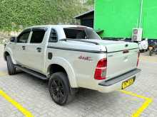 https://riyasewana.com/uploads/toyota-hilux-champ-2010-423495512282.jpg