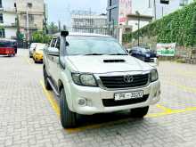 Toyota Hilux Champ 3L 2010 Pickup