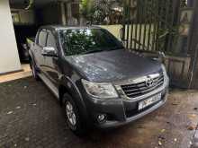 https://riyasewana.com/uploads/toyota-hilux-champ-2013-2515485412722.jpg