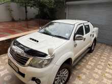 https://riyasewana.com/uploads/toyota-hilux-champ-2013-2717530512812.jpg