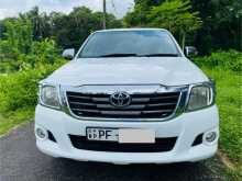 Toyota Hilux Champ 2WD 2014 Pickup