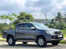 https://riyasewana.com/uploads/toyota-hilux-champ-2014-313290612772.jpg
