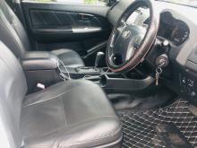 https://riyasewana.com/uploads/toyota-hilux-champ-2018540017735.jpg