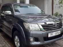 https://riyasewana.com/uploads/toyota-hilux-champ-221058204512.jpg