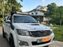 https://riyasewana.com/uploads/toyota-hilux-champ-262000354432.jpg