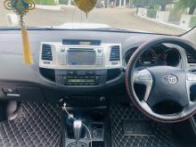 https://riyasewana.com/uploads/toyota-hilux-champ-28161217885.jpg