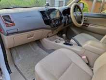 https://riyasewana.com/uploads/toyota-hilux-champ-28184300916.jpg