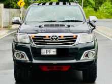 Toyota HILUX CHAMP 2012 Pickup