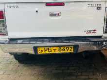 https://riyasewana.com/uploads/toyota-hilux-chmp-261203474492.jpg