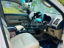 https://riyasewana.com/uploads/toyota-hilux-chmp-292048366384.jpg