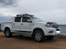 https://riyasewana.com/uploads/toyota-hilux-d4d-26162819312.jpg