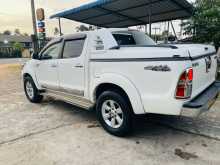 https://riyasewana.com/uploads/toyota-hilux-double-2010-1612335812203.jpg