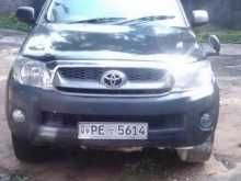 Toyota HILUX 2010 Pickup