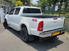 https://riyasewana.com/uploads/toyota-hilux-double-2011-710045912712.jpg
