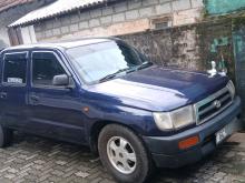 Toyota Hilux 2000 Pickup