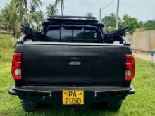 https://riyasewana.com/uploads/toyota-hilux-fully-21856054962.jpg
