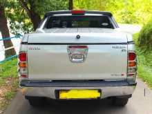 https://riyasewana.com/uploads/toyota-hilux-g-2006-267061612743.jpg