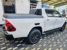 https://riyasewana.com/uploads/toyota-hilux-ge-3014171622183.jpg