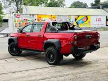 https://riyasewana.com/uploads/toyota-hilux-gr-111620304902.jpg