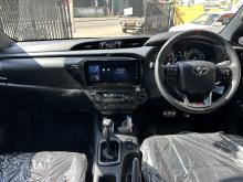 https://riyasewana.com/uploads/toyota-hilux-gr-1421061217085.jpg