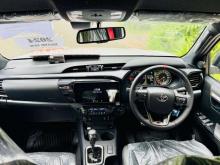 https://riyasewana.com/uploads/toyota-hilux-gr-151156346875.jpg