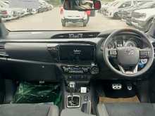 https://riyasewana.com/uploads/toyota-hilux-gr-17103424564.jpg