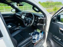 https://riyasewana.com/uploads/toyota-hilux-gr-181653106134.jpg