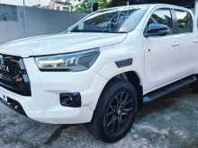 https://riyasewana.com/uploads/toyota-hilux-gr-19162719272.jpg
