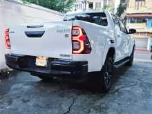 https://riyasewana.com/uploads/toyota-hilux-gr-19162719586.jpg
