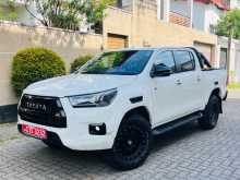 https://riyasewana.com/uploads/toyota-hilux-gr-2023-1316583812282.jpg
