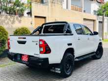 https://riyasewana.com/uploads/toyota-hilux-gr-2023-1316583812583.jpg
