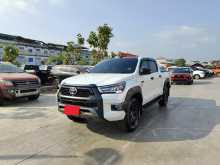 https://riyasewana.com/uploads/toyota-hilux-gr-2024-1113050312852.jpg