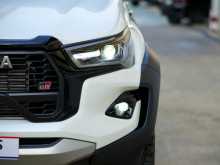 https://riyasewana.com/uploads/toyota-hilux-gr-2025-215214412992.jpg
