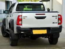 https://riyasewana.com/uploads/toyota-hilux-gr-2025-215214412993.jpg