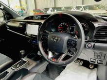 https://riyasewana.com/uploads/toyota-hilux-gr-2315272624701.jpg
