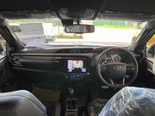 https://riyasewana.com/uploads/toyota-hilux-gr-2410450624233.jpg