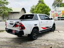 https://riyasewana.com/uploads/toyota-hilux-gr-241141334902.jpg