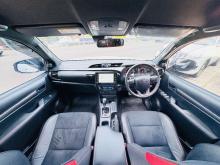 https://riyasewana.com/uploads/toyota-hilux-gr-241141596934.jpg
