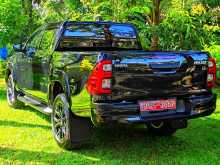 https://riyasewana.com/uploads/toyota-hilux-gr-271114394463.jpg