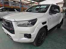 https://riyasewana.com/uploads/toyota-hilux-gr-2816321422582.jpg