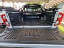 https://riyasewana.com/uploads/toyota-hilux-gr-29124905183.jpg