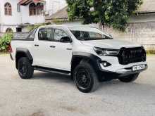https://riyasewana.com/uploads/toyota-hilux-gr-312242222952.jpg