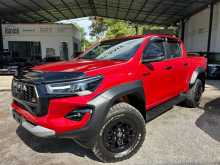 https://riyasewana.com/uploads/toyota-hilux-gr-7135941671.jpg