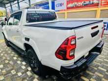 https://riyasewana.com/uploads/toyota-hilux-gr-718074222583.jpg