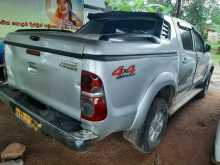 https://riyasewana.com/uploads/toyota-hilux-invincible-11107114093.jpg