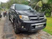Toyota Hilux Invincible 2008 Pickup