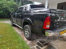 https://riyasewana.com/uploads/toyota-hilux-invincible-29831254052.jpg
